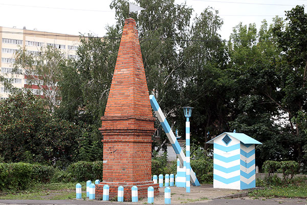 Мемориальный памятник «Московская застава» Мемориальный памятник «Московская застава»