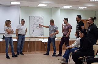 Игра в коммуникацию. Андрей Ланд: «Коммуникация может быть не адом, а удовольствием» Игра в коммуникацию. Андрей Ланд: «Коммуникация может быть не адом, а удовольствием»