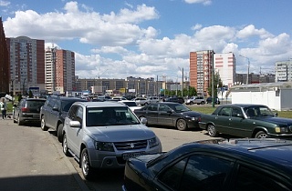 Самоорганизация в Пензе. «Лох» вышел из подъезда Самоорганизация в Пензе. «Лох» вышел из подъезда