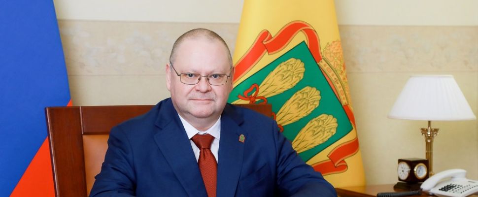 Губернатор Олег Мельниченко поздравил жительниц Пензенской области с Международным женским днем