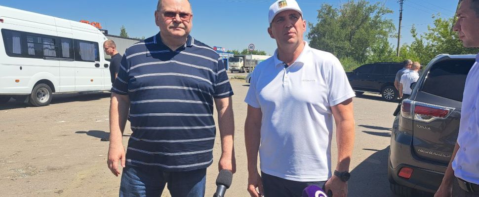 Губернатор Олег Мельниченко проконтролировал ремонт дороги в микрорайоне Заря