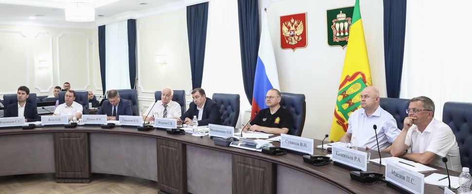Губернатор Олег Мельниченко поручить продлить проект «Серебряная Пенза» на 2027-28 годы