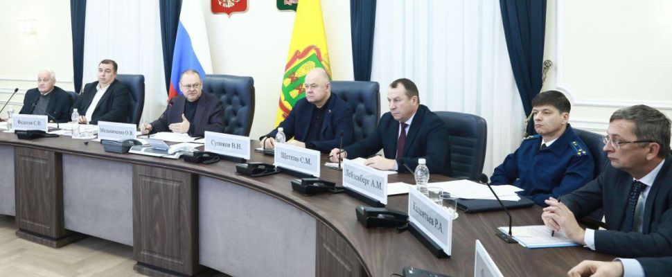 В пензенском правительстве обсудили работу с нарушителями благоустройства