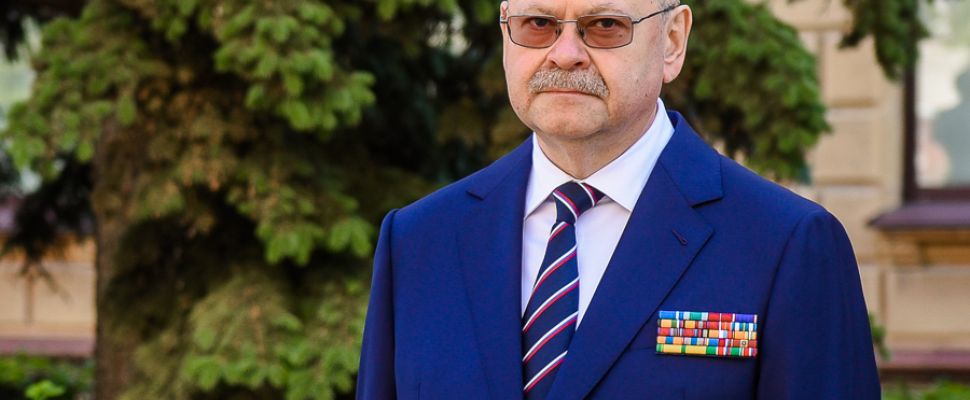 Губернатор Олег Мельниченко поздравил железнодорожников с праздником