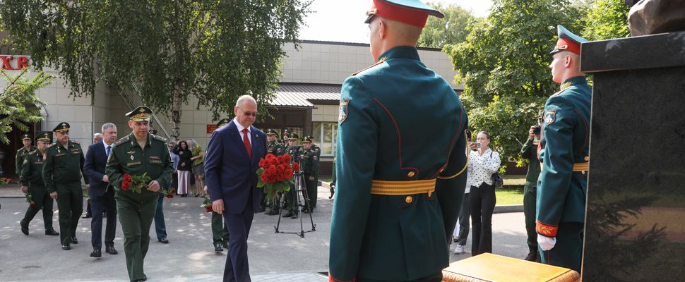 Пензенский губернатор принял участие в открытии памятника Александру Невскому