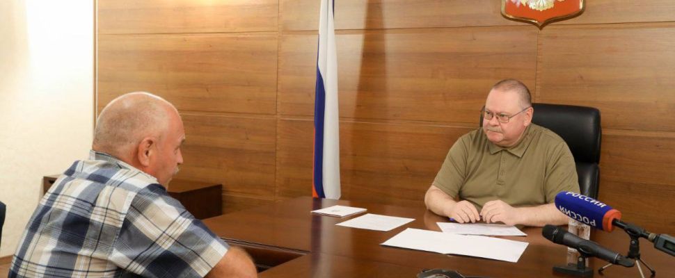 Губернатор Олег Мельниченко провел личный прием жителей Пензенской области
