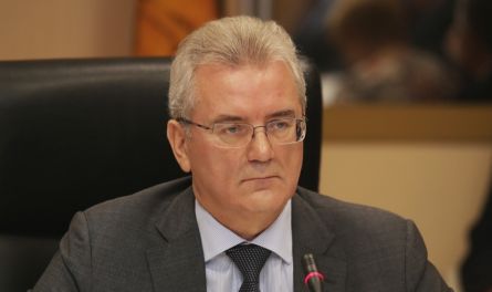 Иван Белозерцев: «Мы выделим 9 млн рублей, чтобы люди с легкой формой ковида не тратили деньги на лекарства»