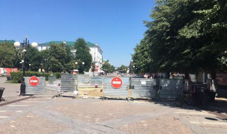 Копают дважды в год: «Т Плюс» пообещала завершить ремонт на ул. Московской вовремя