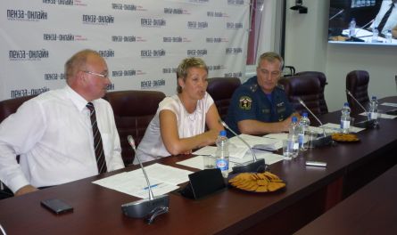 Круглый стол по вопросам подготовки к новому учебному году
