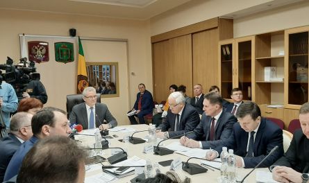 Мысли с губернаторской планерки: ориентация на вопросы демографии
