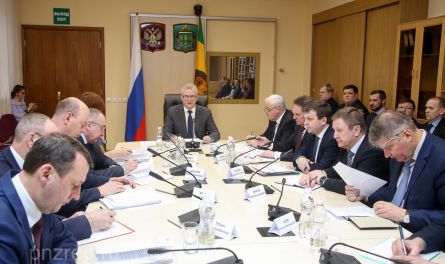 Мысли с губернаторской планерки. Вопросы к городу, коронавирус и обманутые дольщики