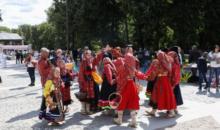 На Соборной площади отметили Пензенский Спас