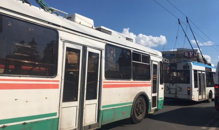 Руководитель троллейбусного предприятия написал открытое письмо мэру Андрею Лузгину и рассказал о проблемах