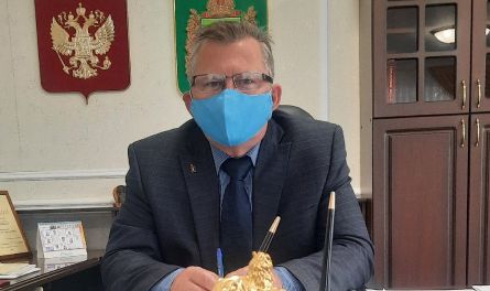 Врио министра здравоохранения региона поделился ощущениями после прививки от COVID-19