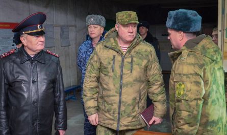 Заместитель командующего Приволжским округом войск посетил подразделения Пензенской Росгвардии