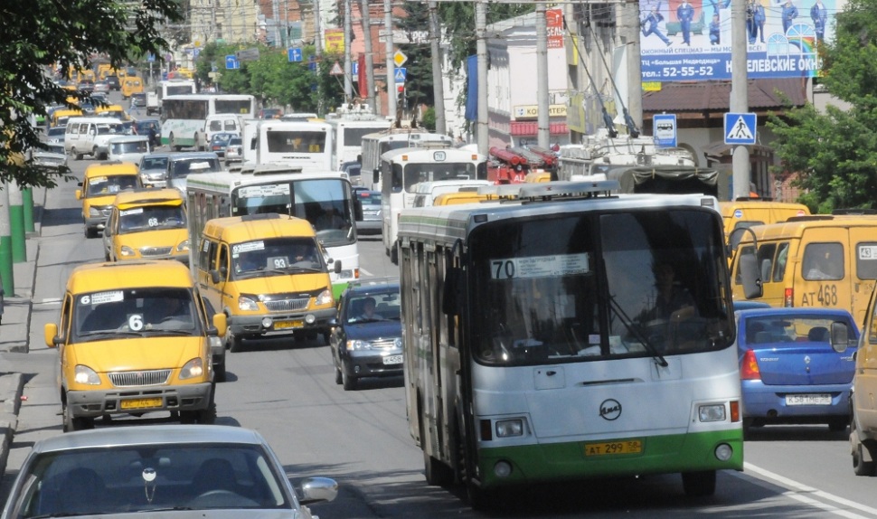 Общественный транспорт пустили  в объезд улицы  Суворова