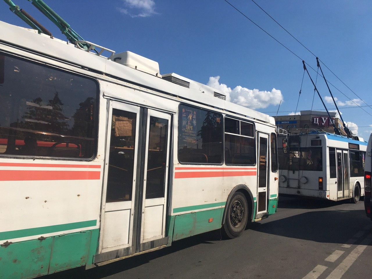 Руководитель троллейбусного предприятия написал открытое письмо мэру Андрею Лузгину и рассказал о проблемах