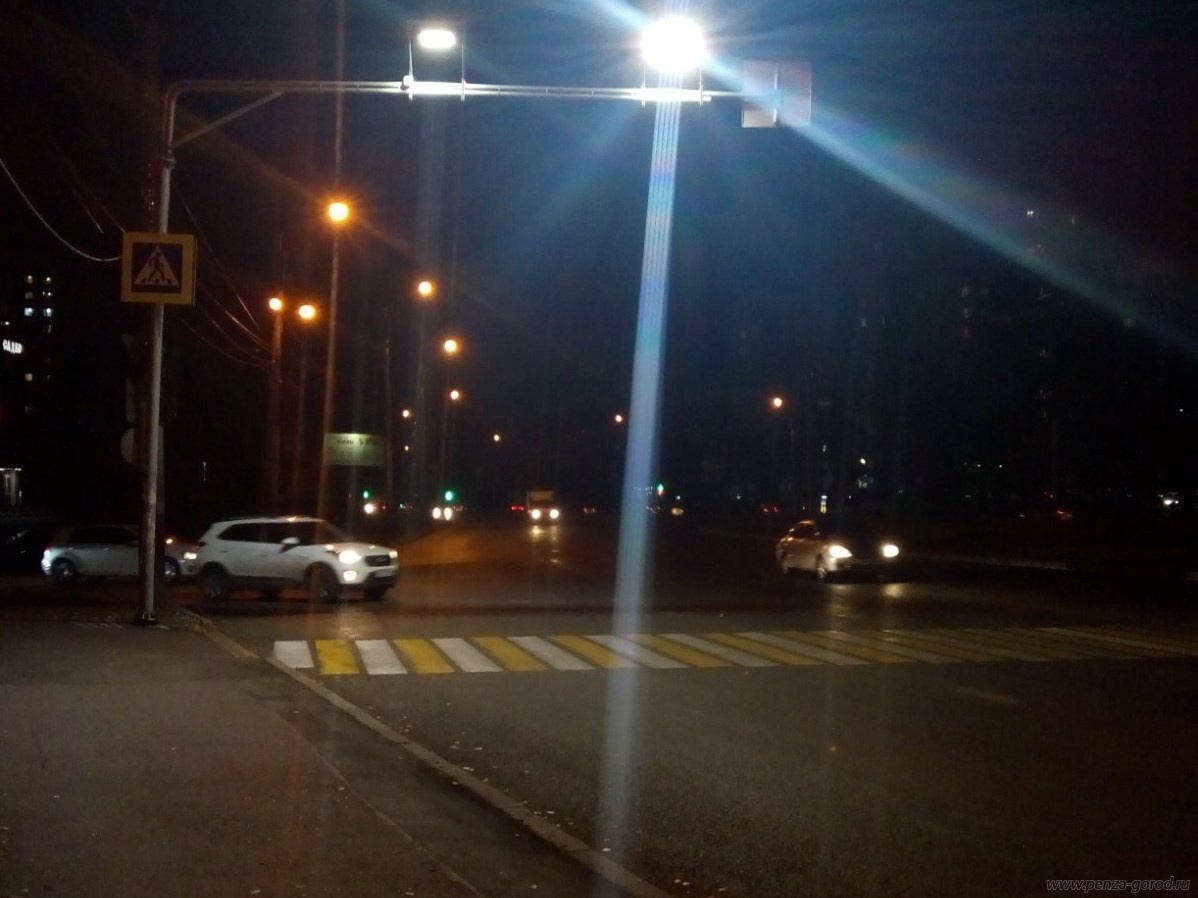 Светодиодная подсветка появилась еще на шести пешеходных переходах Пензы