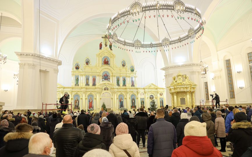 Валерий Лидин принял участие в рождественском богослужении, которое впервые прошло в Спасском соборе