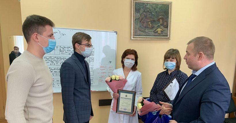 Пенсионерка из Пензы, победившая ковид, попросила Валерия Лидина разыскать ее спасителей — врачей