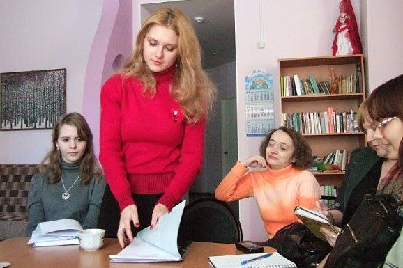 Мгновение шестое. Салон красоты.