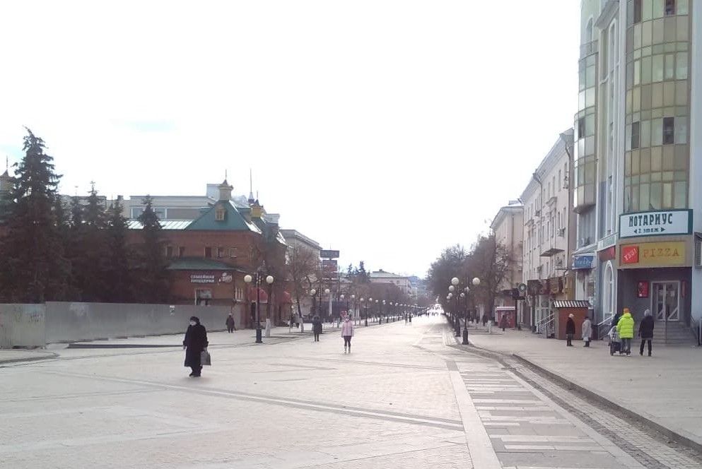 Минус триста тысяч