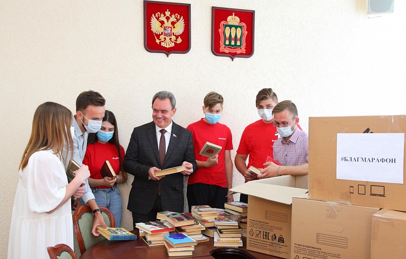 Пензенские волонтеры провели акцию помощи сельским библиотекам