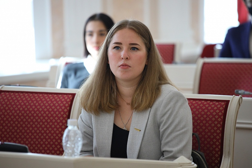 Юлия Кирюшина стала новым председателем Молодежного парламента Пензенской области