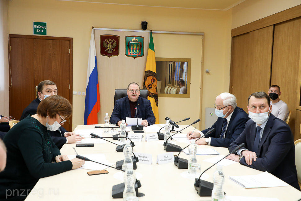«Свои люди» Олега Мельниченко, наставления новому мэру, «солдафонство» пензенских чиновников — чем запомнилась губернаторская планерка