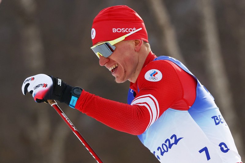 Александр Большунов принес в копилку сборной серебряную медаль на Олимпиаде