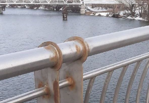 В Пензе ржавые перила на Бакунинском мосту приведут в порядок