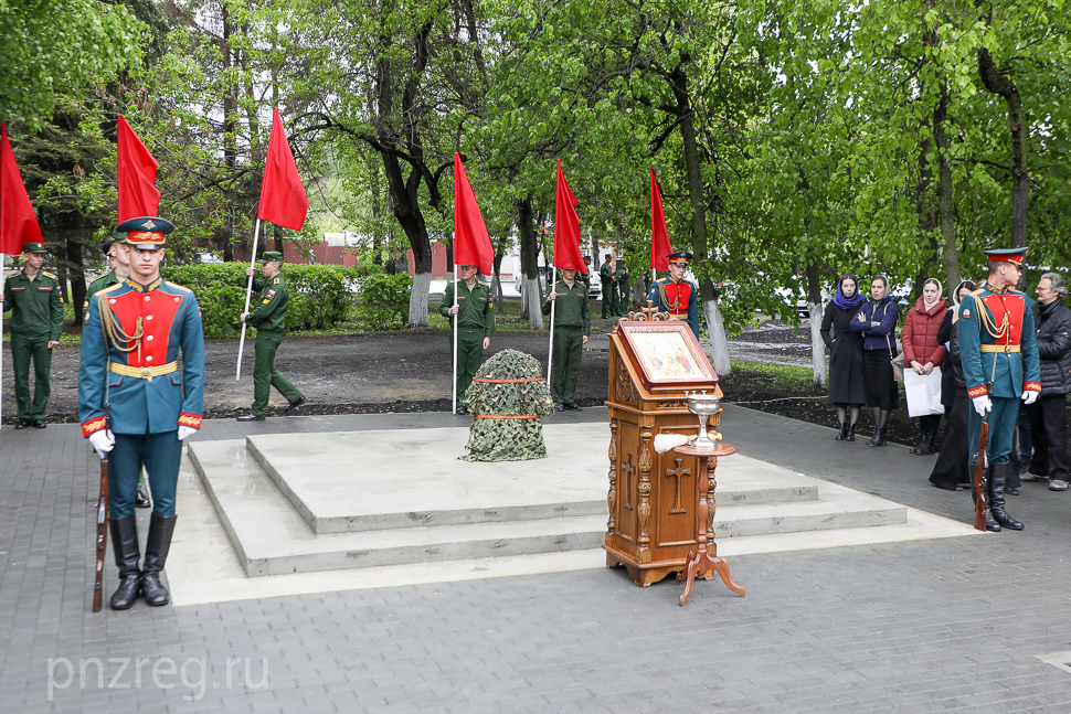 В Пензе прошла церемония закладки камня мемориала «Часовые памяти»