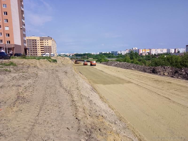 В Арбекове продолжают строить магистраль