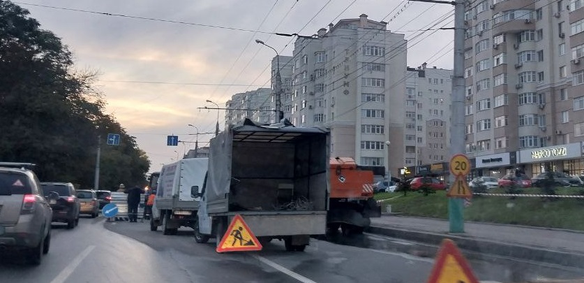 Участок на улице Пушкина  перекрыт для движения транспорта