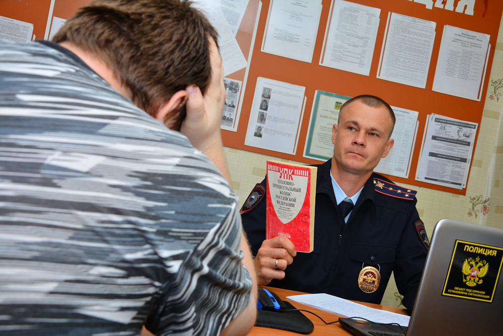 Хищения в перерывах между работой. Полицейские задержали жителя Воронежа за совершение серии краж