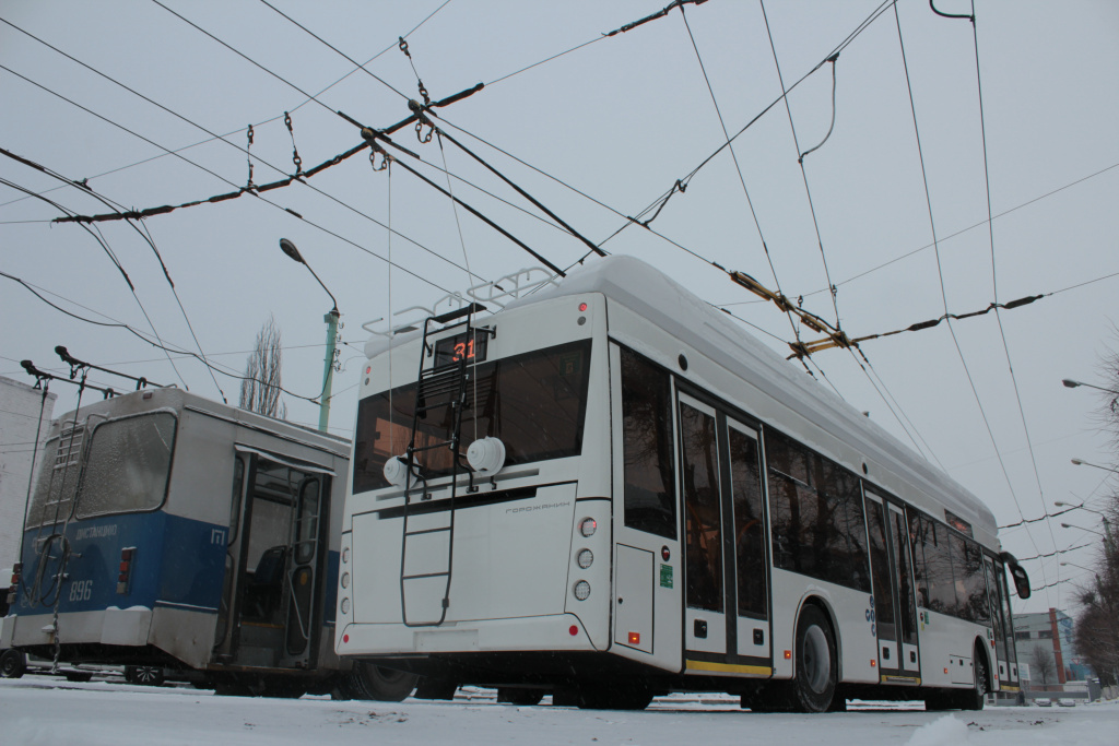 Троллейбусы будут — ждать до февраля