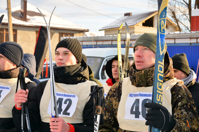 В Пензе состоялась зимняя Спартакиада регионального УМВД по лыжным гонкам