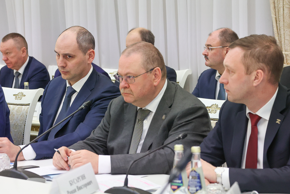 Олег Мельниченко обсудил итоги и планы реализации прорывных проектов ПФО