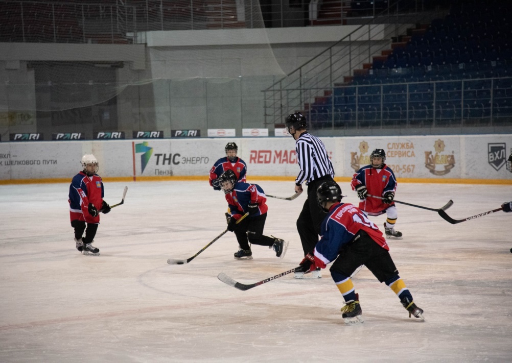 В Пензе стартовал областной турнир по хоккею «Кубок Надежды»