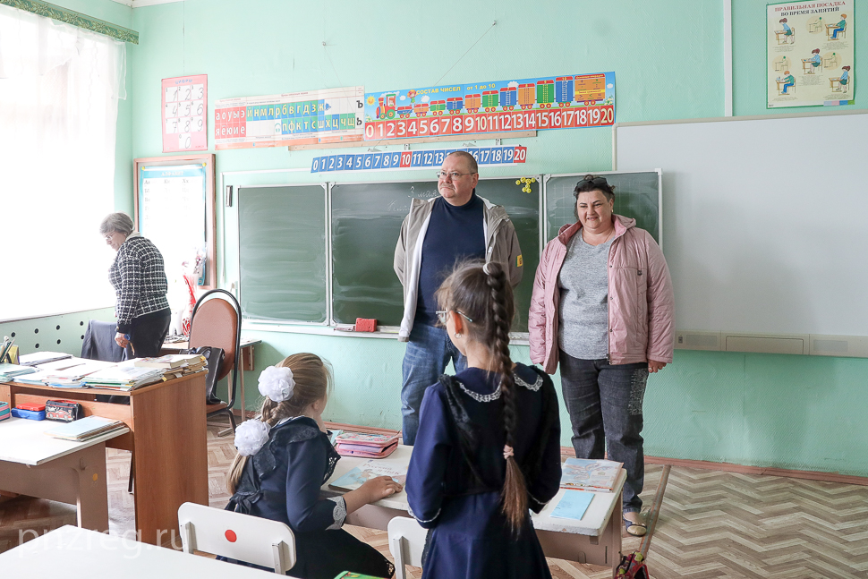 Олег Мельниченко распорядился выделить 15 млн рублей на ремонт школы в Березовке