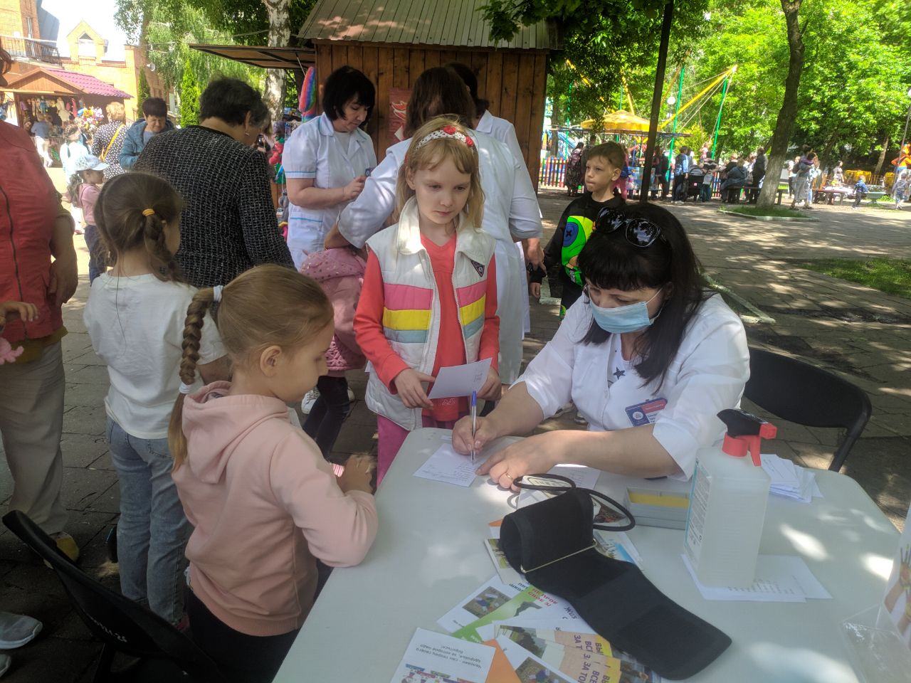 Более 200 пензенцев приняли участие в первой в этом году акции «Парковая зона – территория здоровья!»