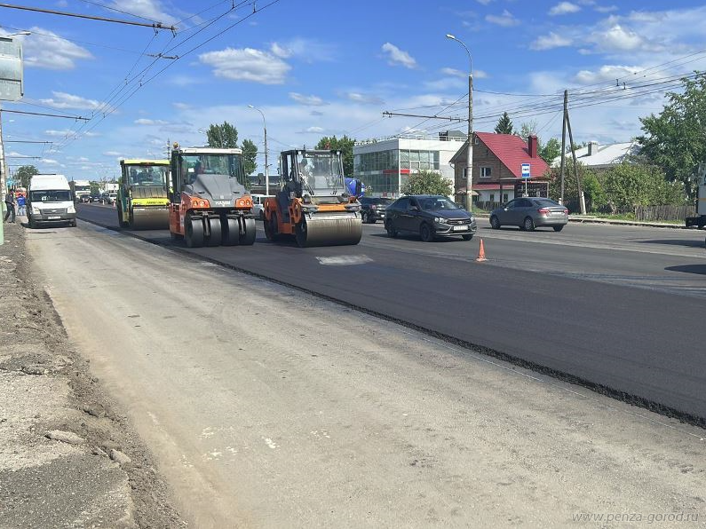 На Чаадаева продолжается ремонт дороги