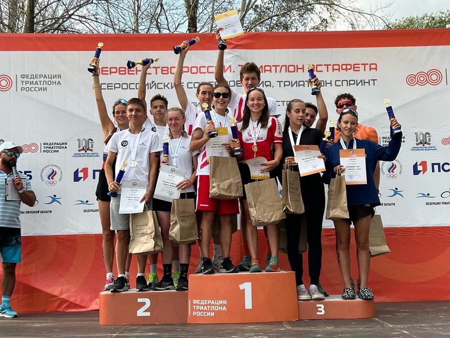 Пензенская команда по триатлону заняла вторую ступень пьедестала почета общероссийской эстафеты