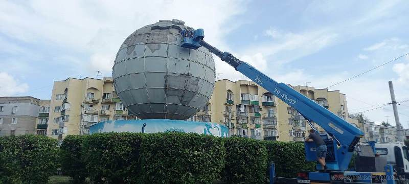 В Пензе начали восстанавливать монумент «Глобус»