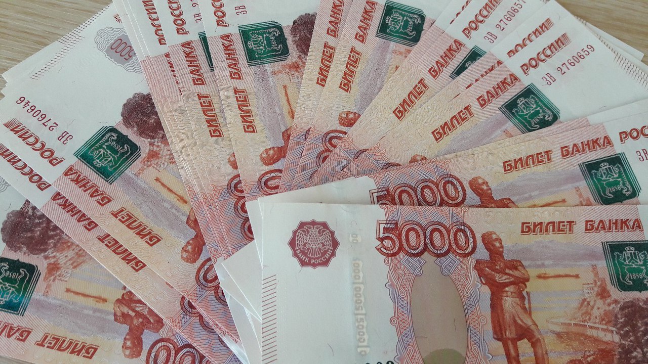 Средняя зарплата в Пензенской области за месяц выросла почти на 800 рублей