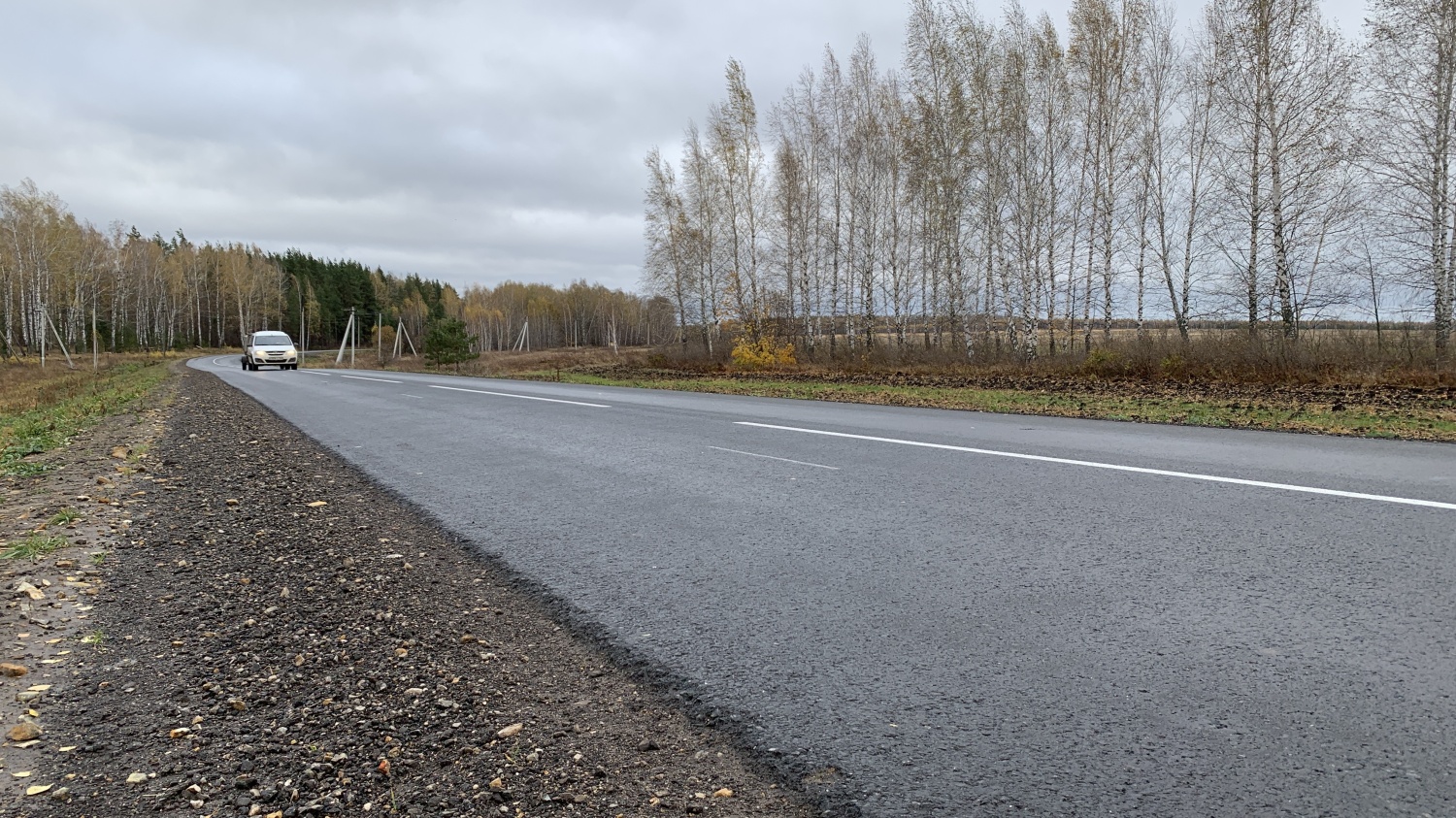 В Камешкирском районе отремонтировали 12,5 км дороги