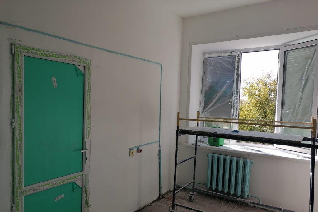В Лопатинской участковой больнице ремонтируют лабораторию