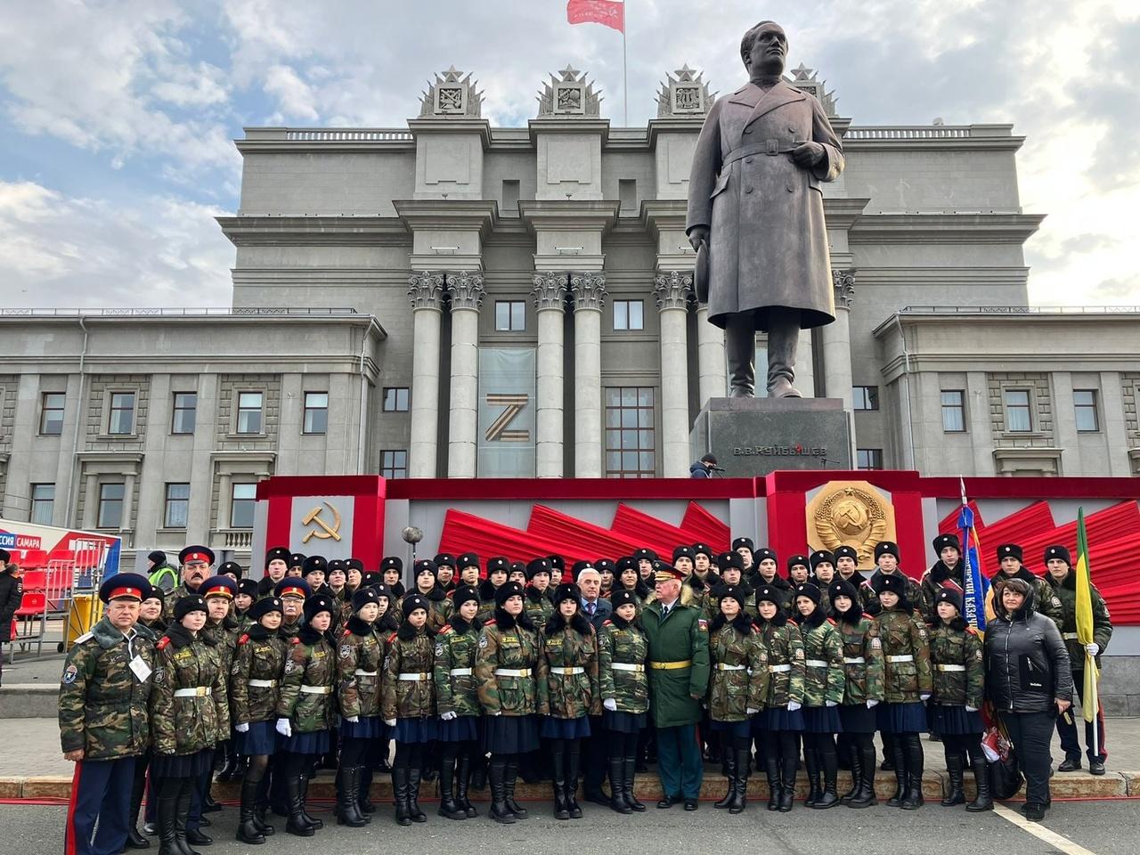 Воспитанники пензенского Губернского казачьего кадетского корпуса прошли в Параде Памяти в Самаре
