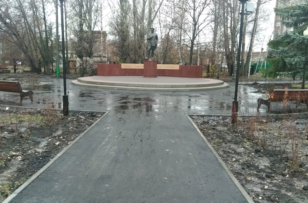 В Пензе после реставрации открыли памятник участковому