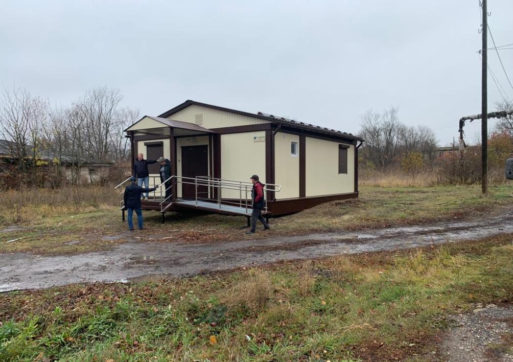 Жители села и поселка Каменского района будут посещать новый фельдшерско-акушерский пункт